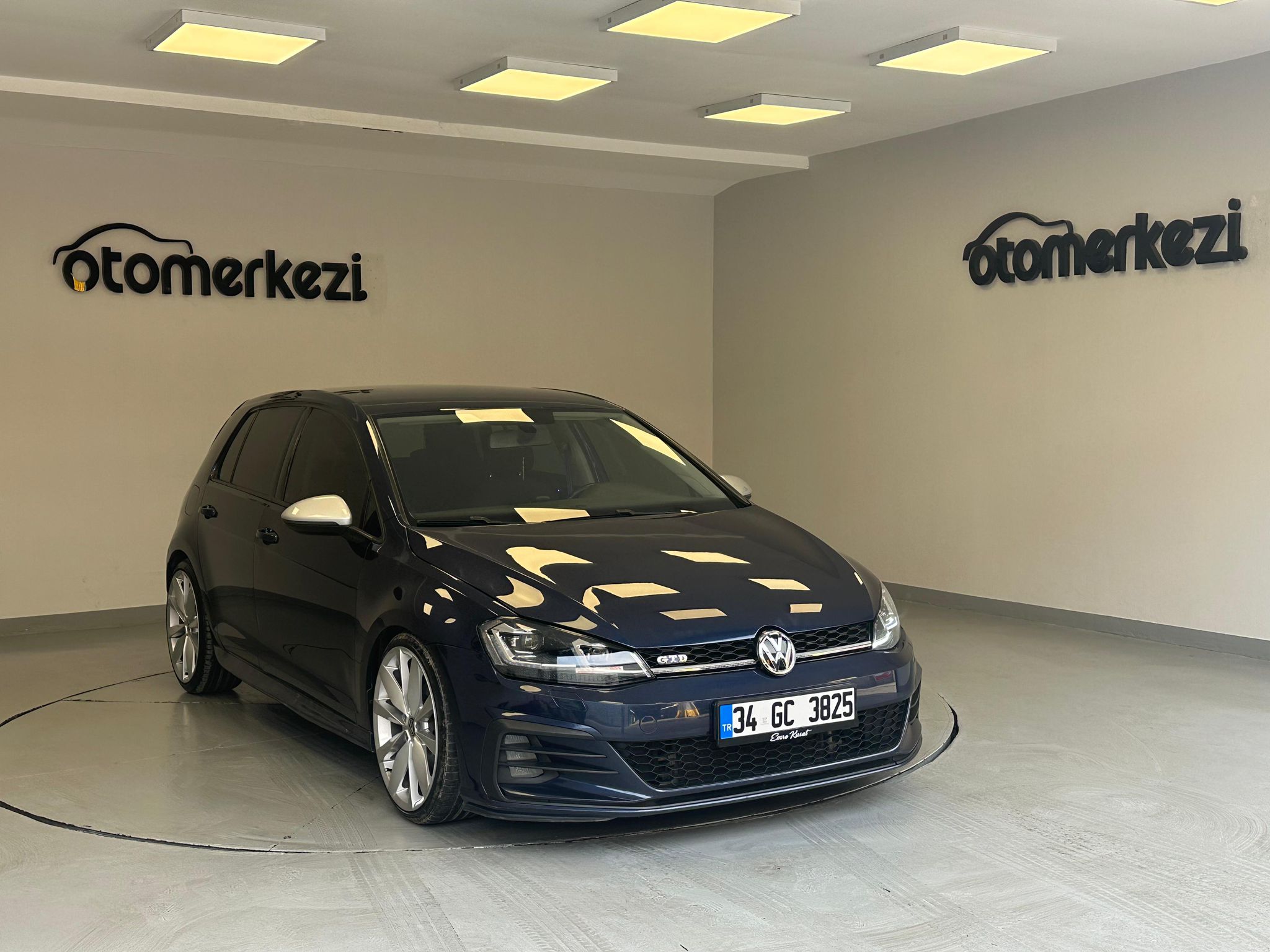 VOLKSWAGEN GOLF 4